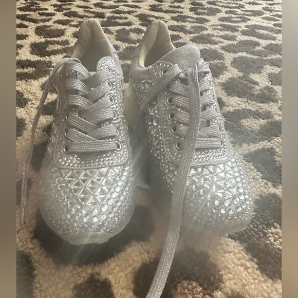 Steve Madden bling sneakers - Picture 2 of 3